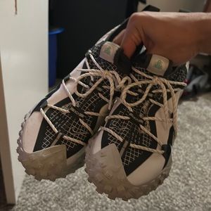 Size 11.5, like new, barely worn.